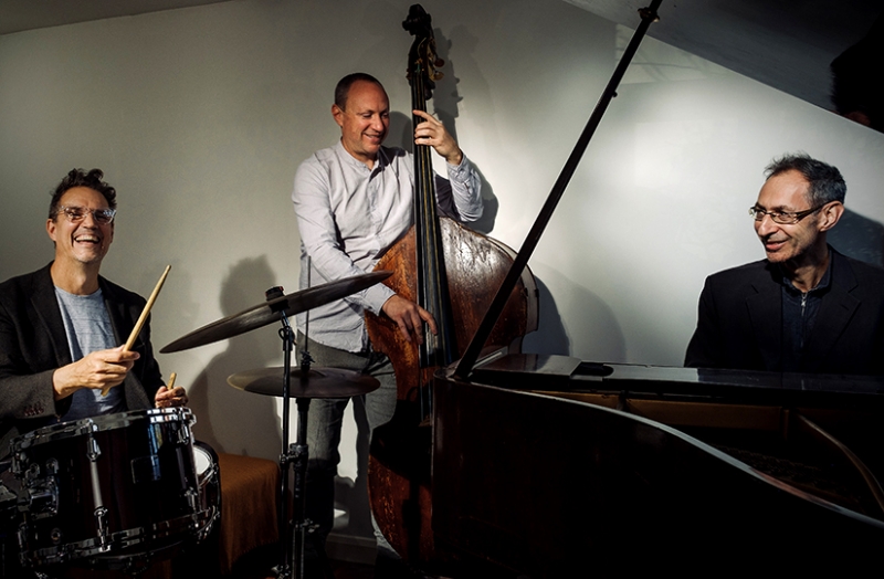 David Gordon Trio - Album Showcase Photo 1