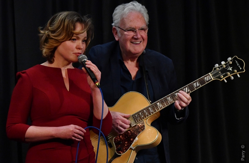 Zoe Francis featuring Jim Mullen - CD Launch Photo 1